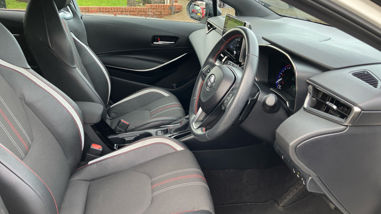 Toyota Corolla 2.0 VVT-i Hybrid GR Sport 5dr CVT Hybrid Hatchback